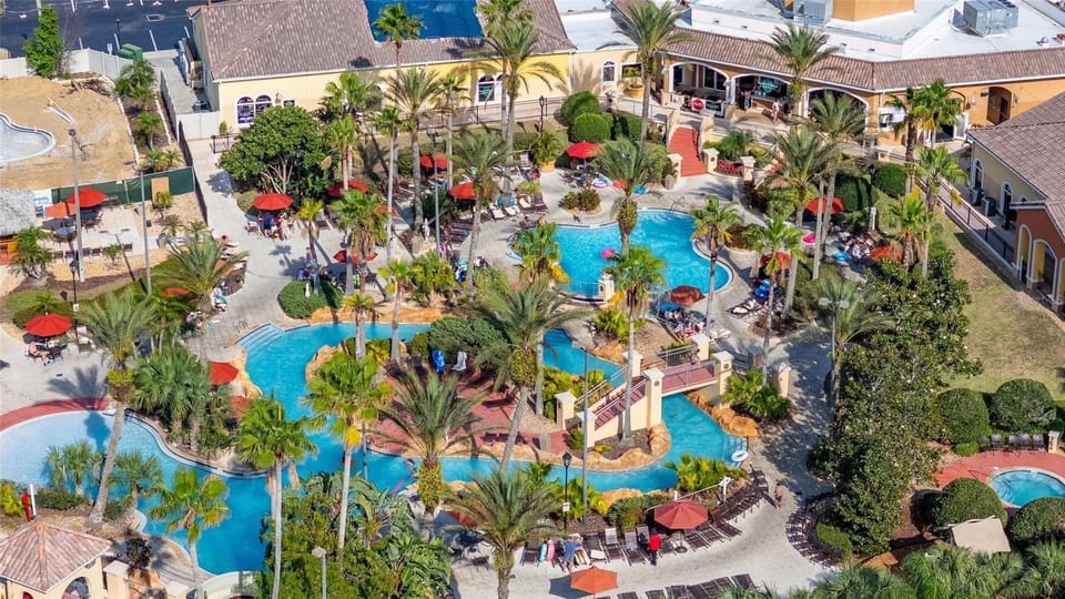 Regal palms home, gated community ,pool (712CAL) - Davenport