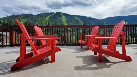 Main deck in summer