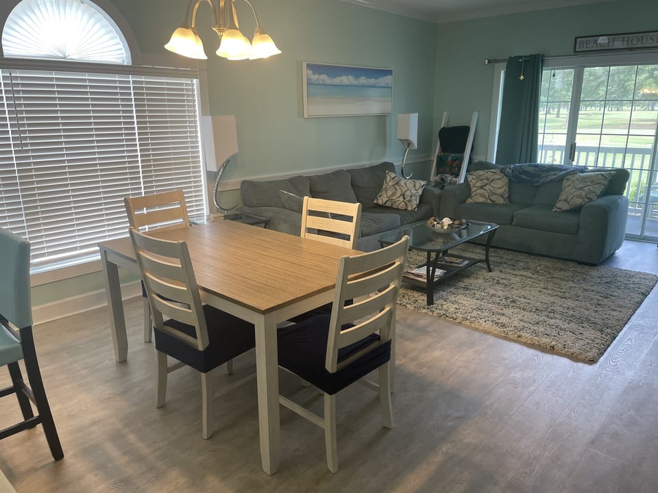 Dining Room/Living Room
