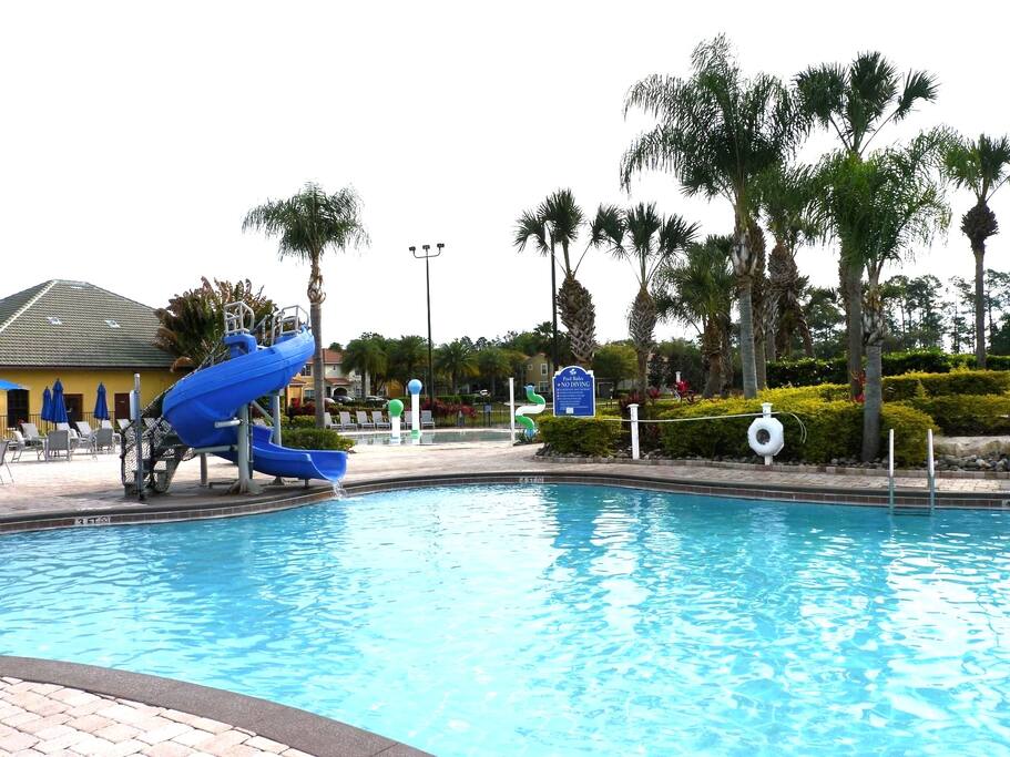 Slide into vacation mode !