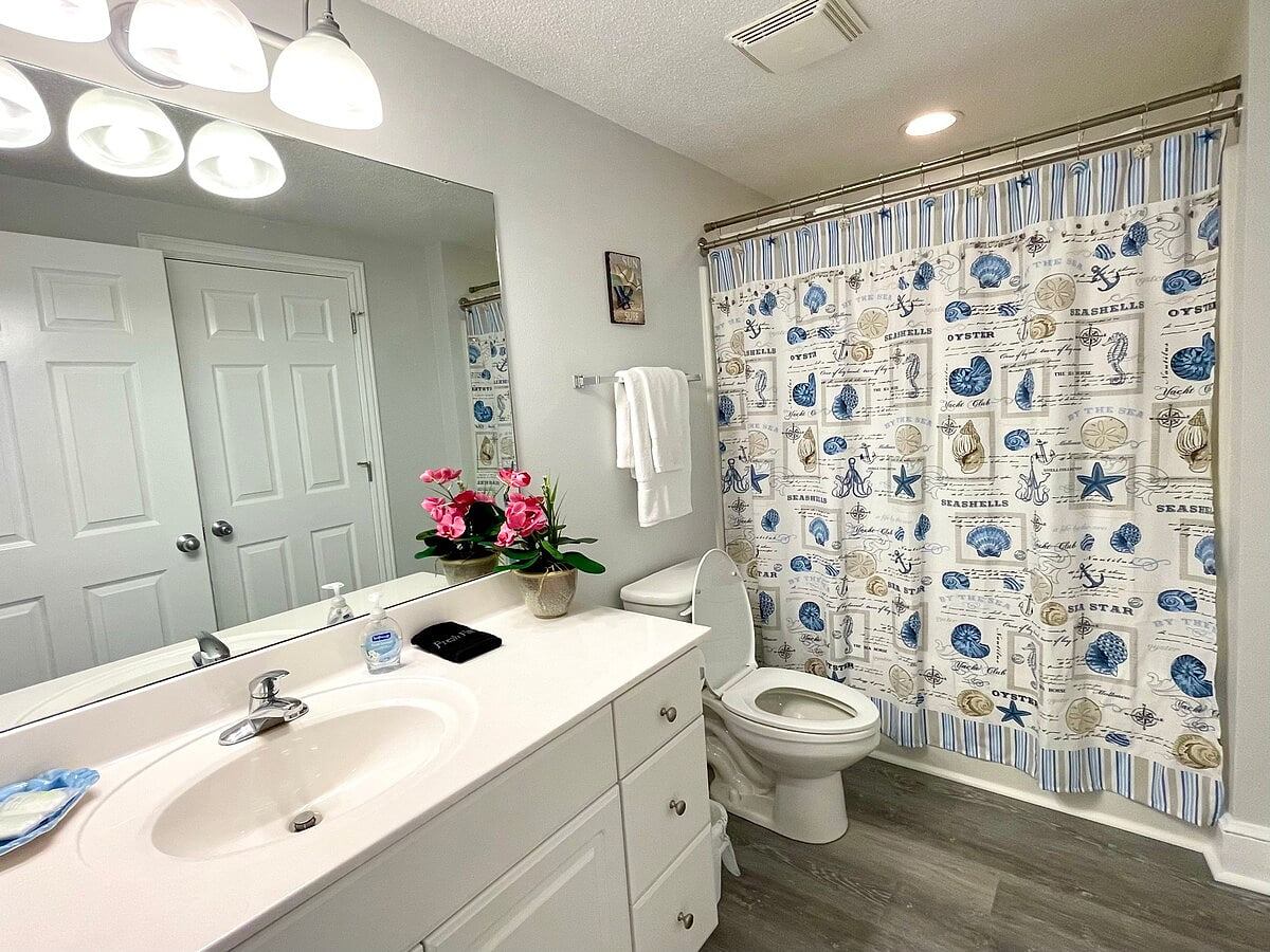 Hall bath