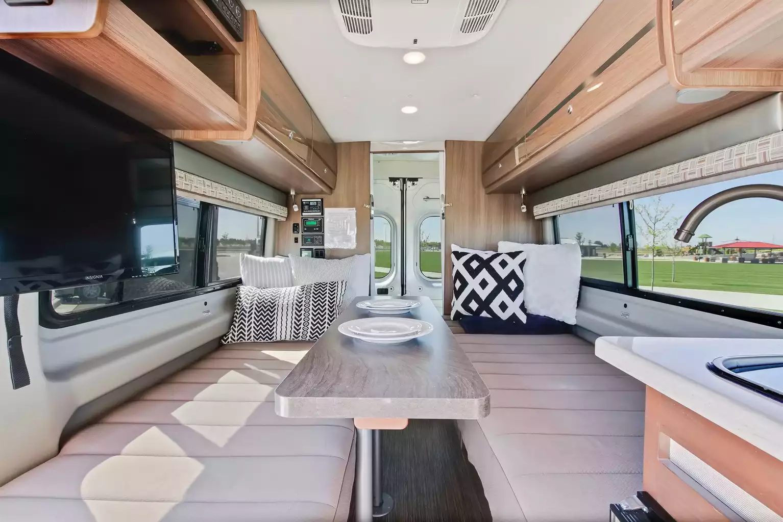 winnebago-travato-59k-class-b-rv/