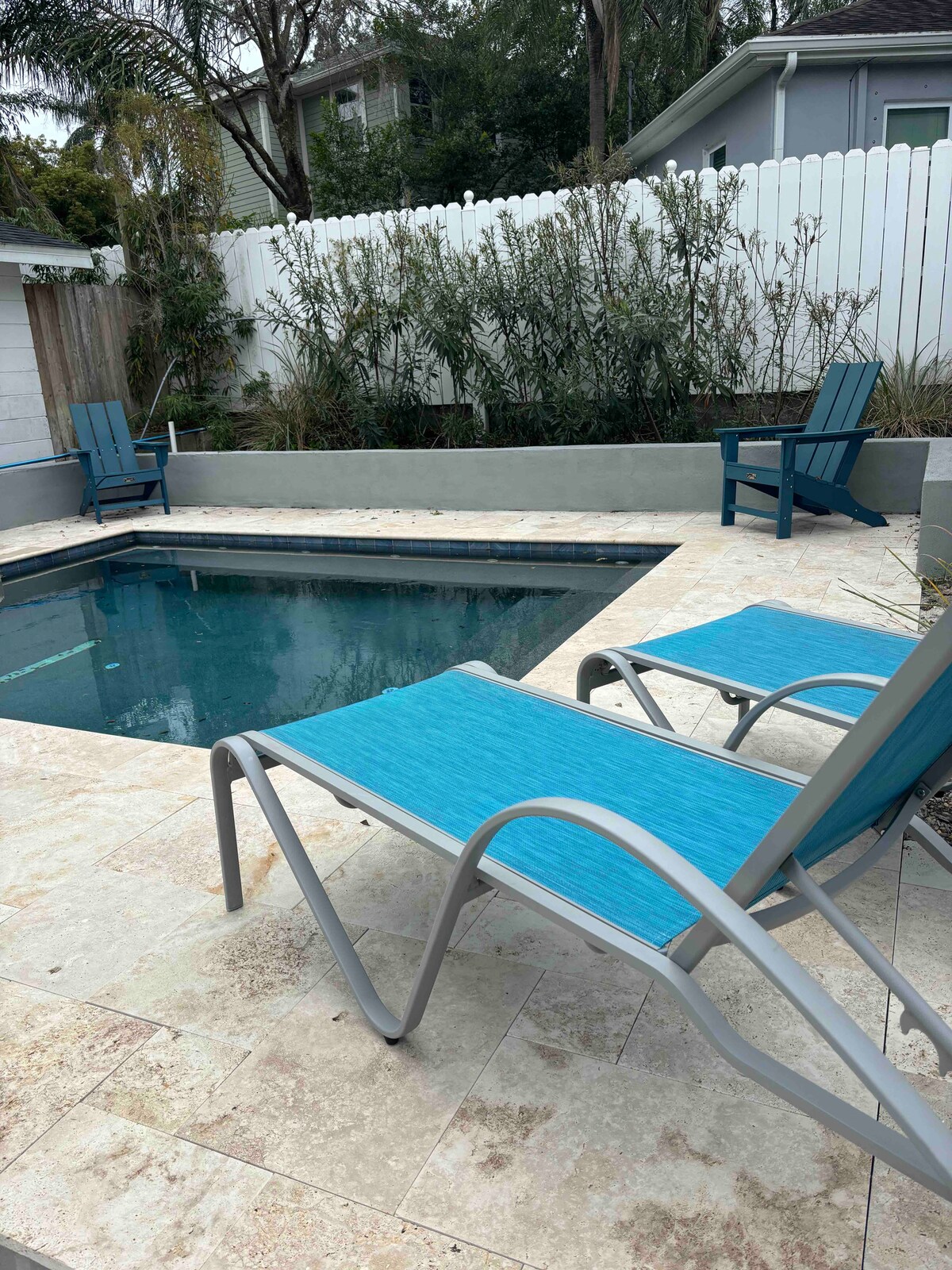hilltop-hideaway-in-the-heart-of-old-seminole-hgts/