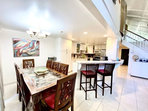 Koa Resort 1F 4 Bedrm,3ba 1800sf townhome