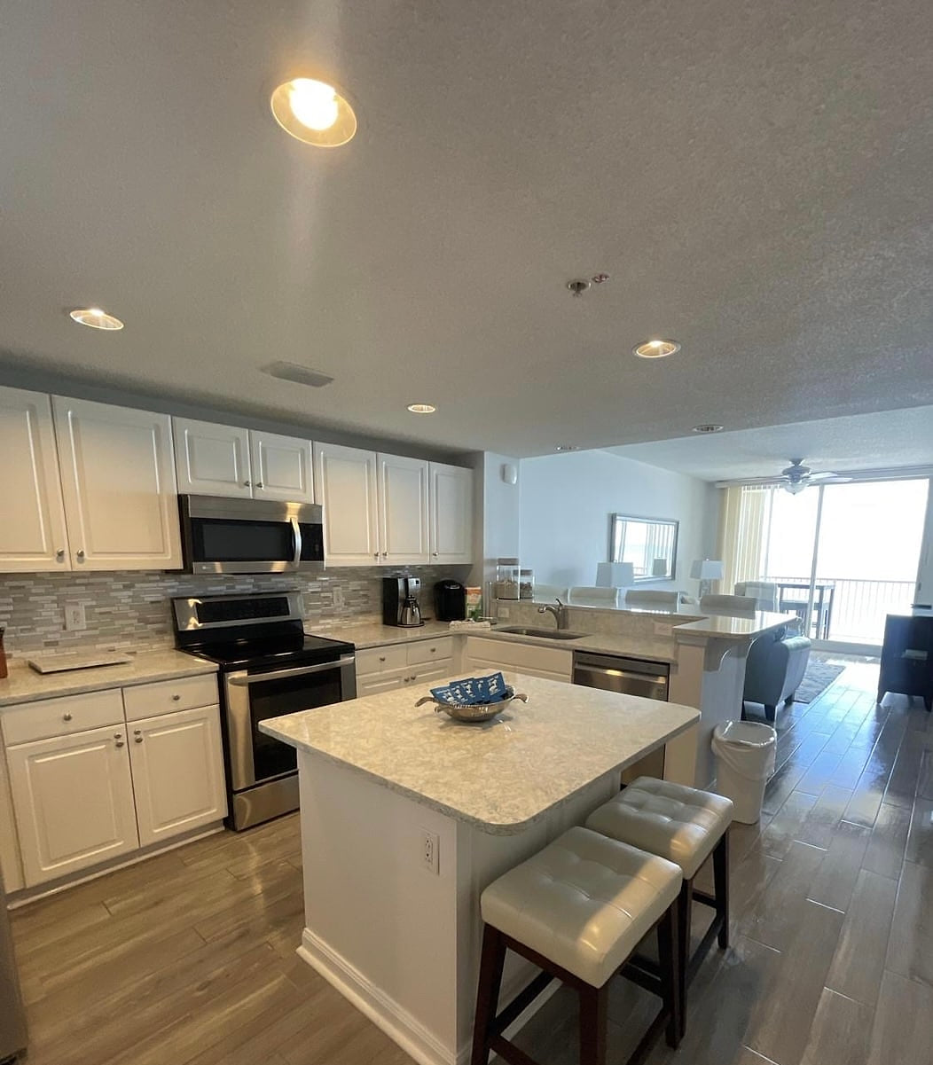 Stunning Beachfront-6th Flr @ Majestic Beach! image 5 This is the one! Majestic Beachfront Condo!