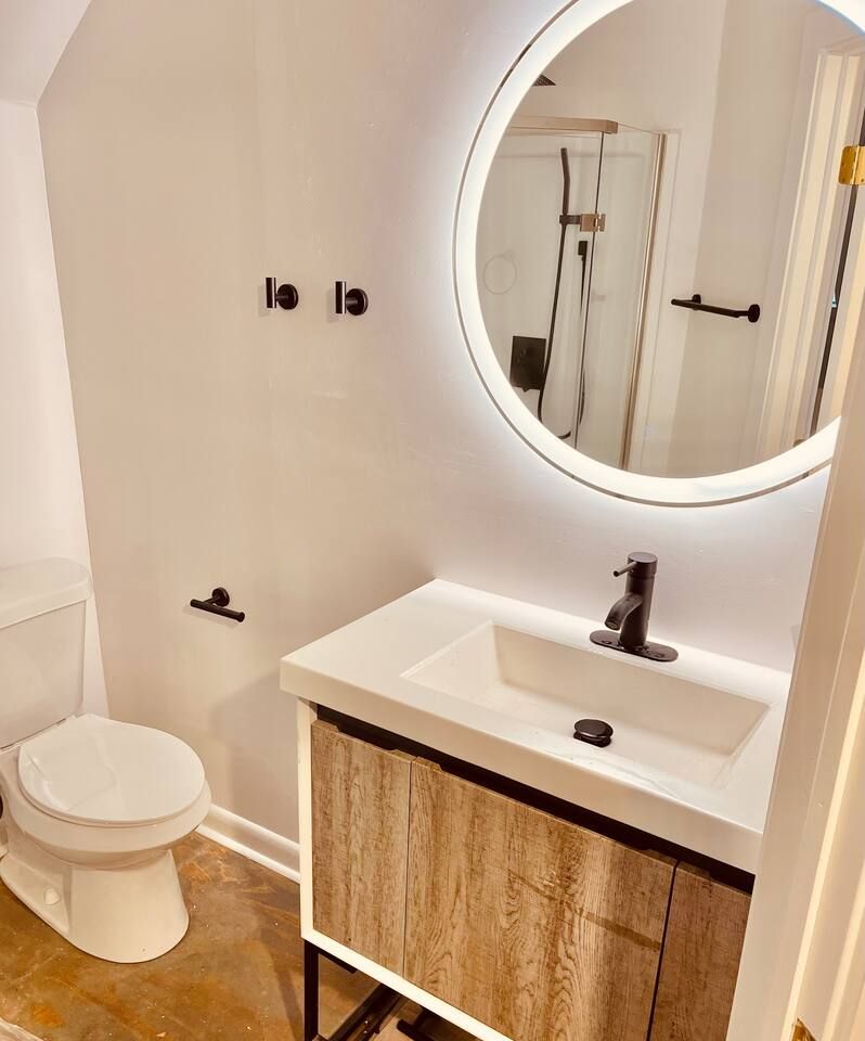 Golf Scandi hot tub - putting green - sleeps 23