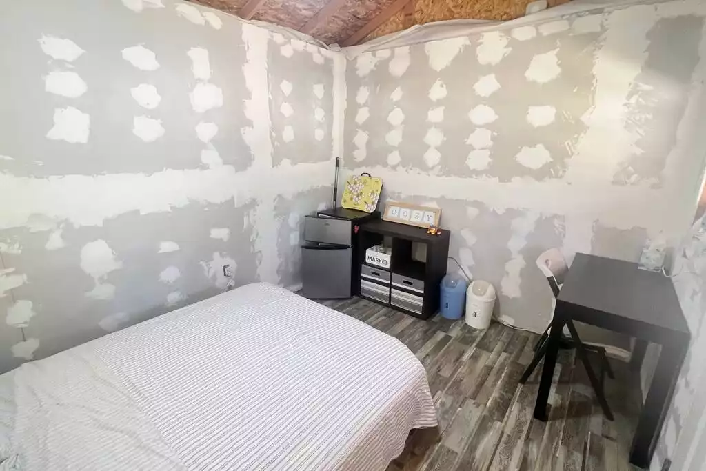 The Cozy Tiny Cabin @ ikigai Animal Sanctuary - Orange Cove
