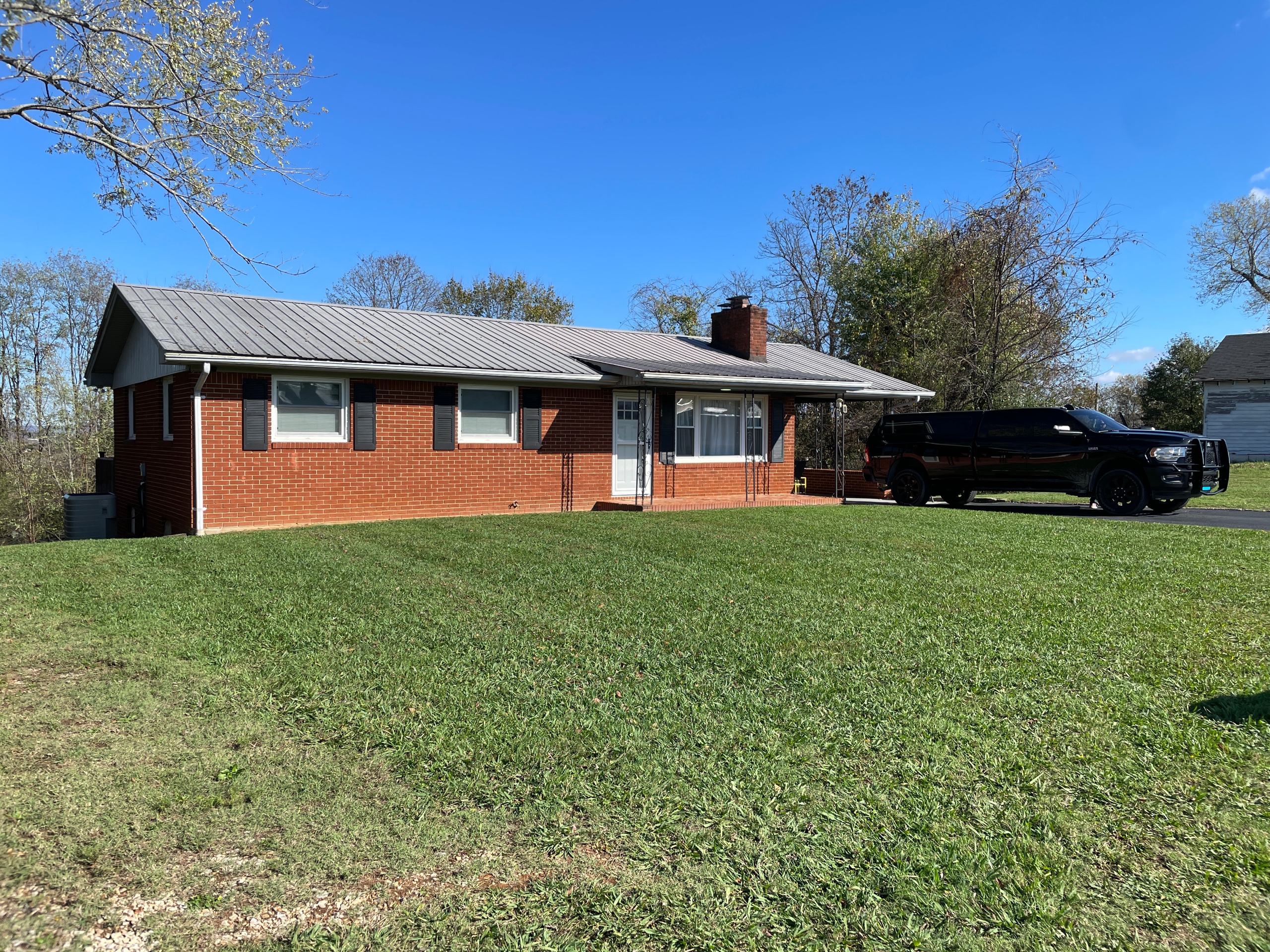 Roscoe Ridge - Byrdstown, TN