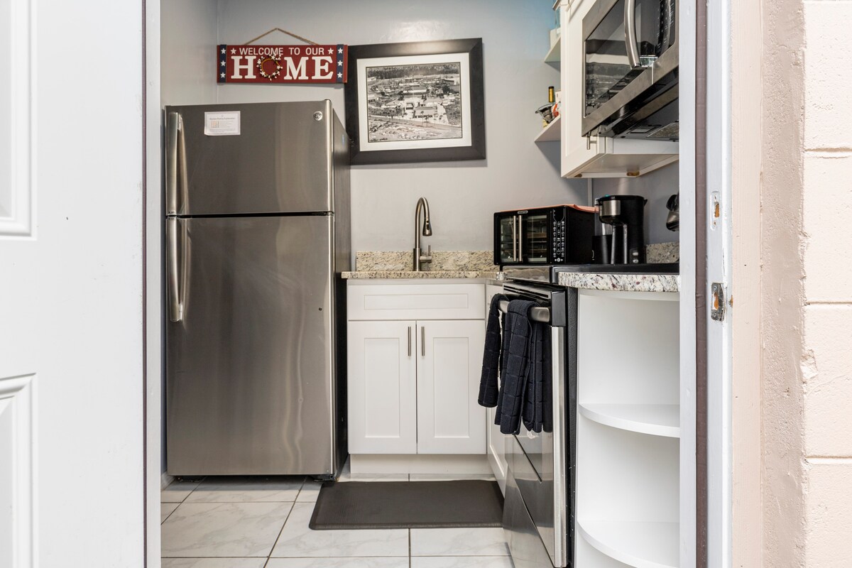 Private Entry 1/1 Apt Full size Kitchen - Welcome! - Orlando Private Entry 1/1 Apt Full size Kitchen - Welcome! - Orlando