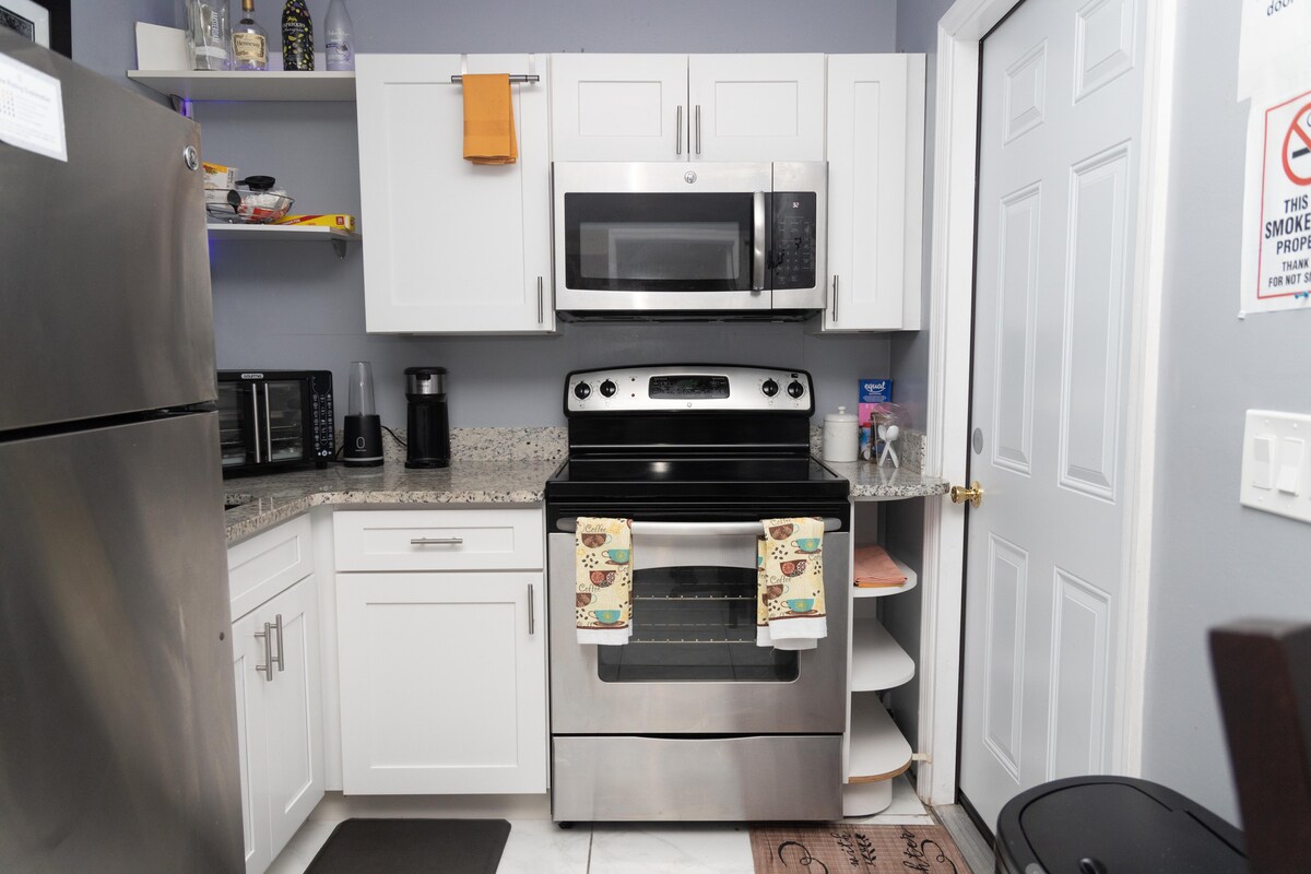 Private Entry 1/1 Apt Full size Kitchen - Welcome! - Orlando Private Entry 1/1 Apt Full size Kitchen - Welcome! - Orlando