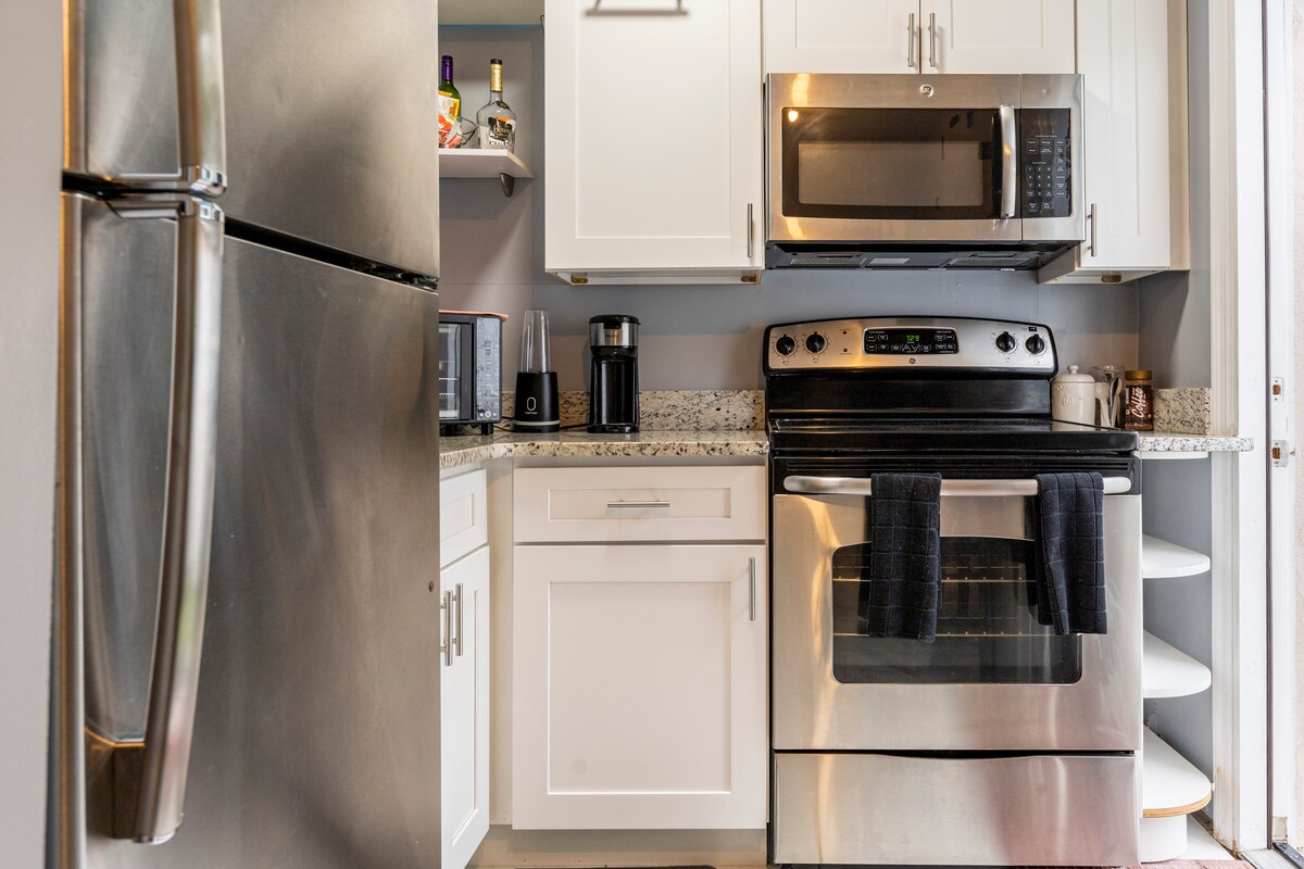 Private Entry 1/1 Apt Full size Kitchen - Welcome! - Orlando Private Entry 1/1 Apt Full size Kitchen - Welcome! - Orlando