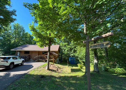 Cabin Fevers 2 near Lake Superior & waterfalls, AC