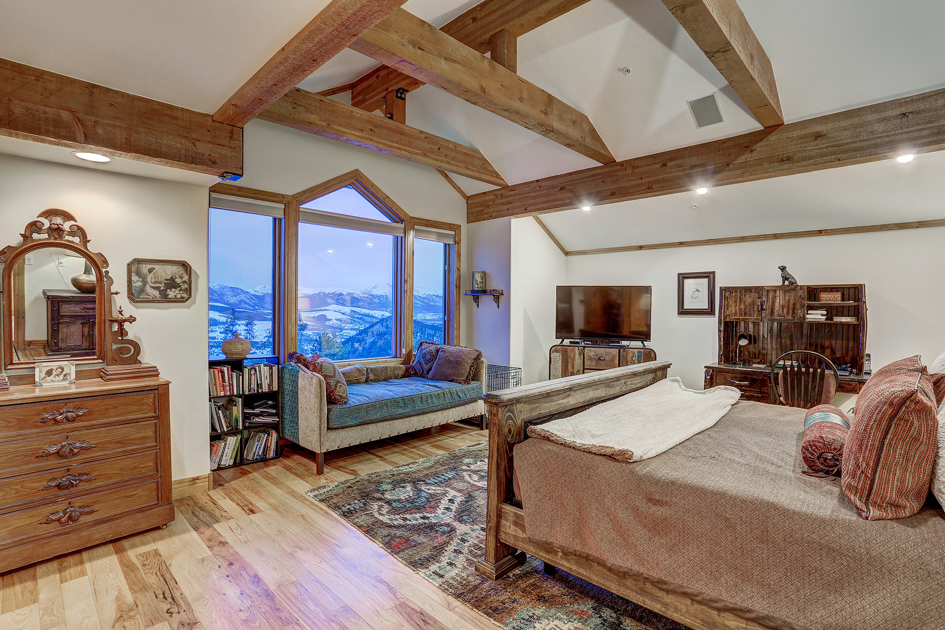 summit-estates-escape/