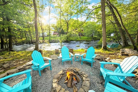 Enjoy the setting sun right next to the stream, let the sounds of the water sooth you!