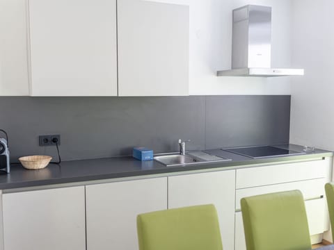 für bis zu 8 Personen mit IR Sauna