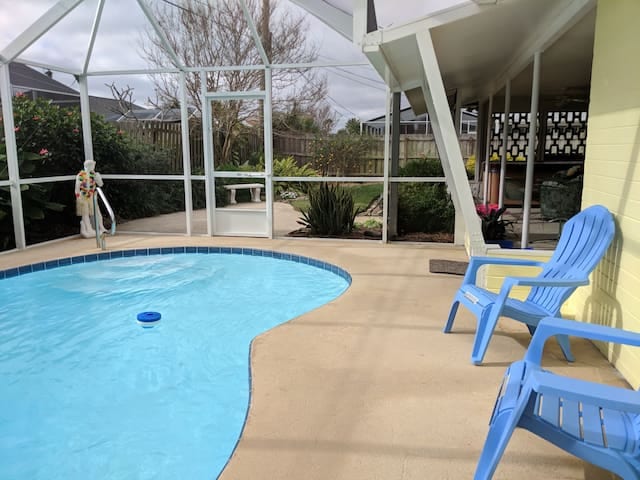 Casa al mare! 2 minuti a piedi dalla spiaggia! Piscina riscaldata/Idromassaggio - Ormond Beach
