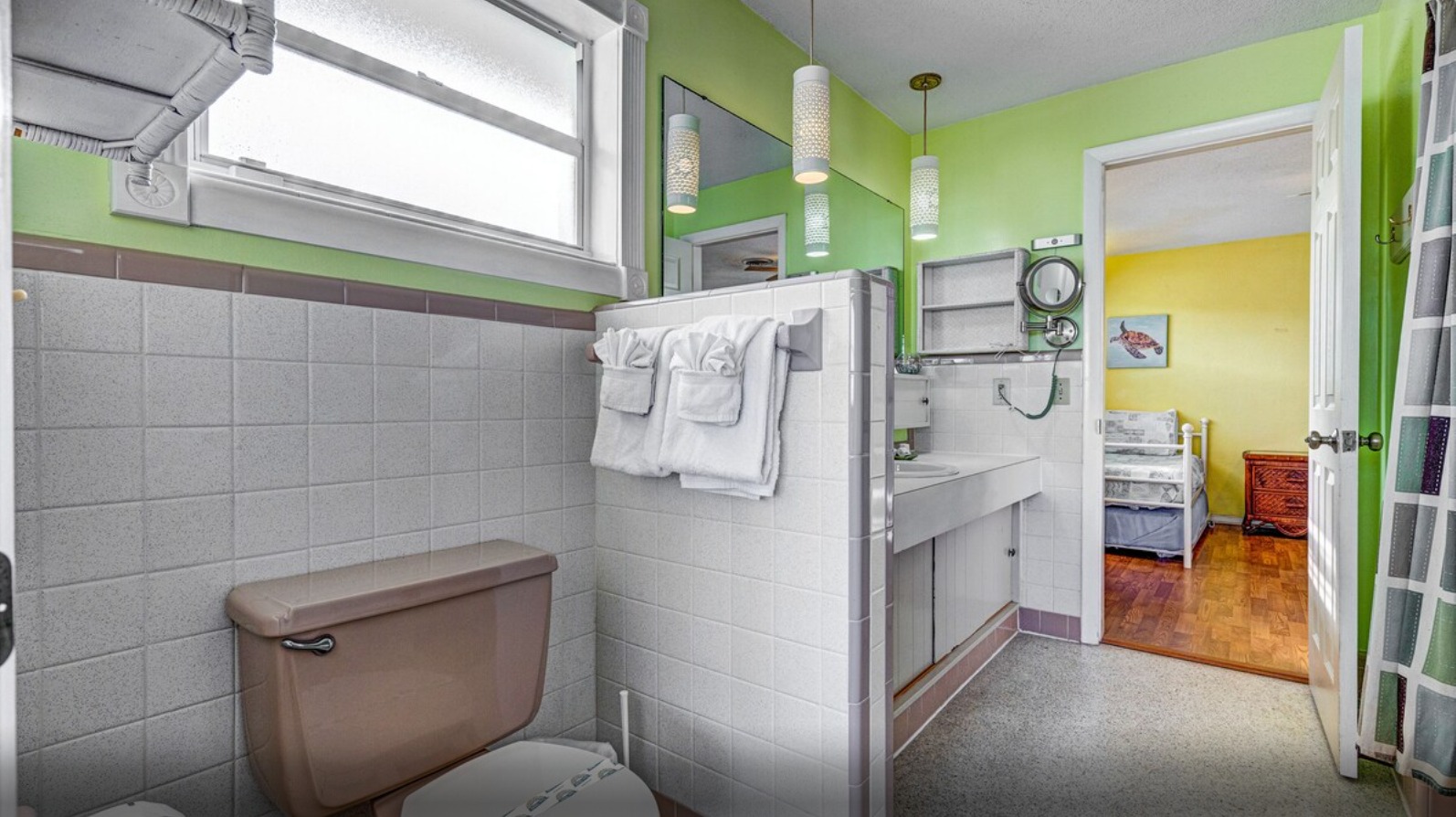 Beach Home! 2 Min walk 2 Beach! Heated Pool/HotTub - Ormond By The Sea