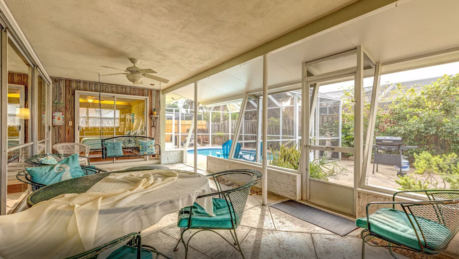 Beach Home! 2 Min walk 2 Beach! Heated Pool/HotTub - Ormond By The Sea