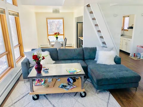 Haven in Bozeman- Close to MSU, Main St, Trails