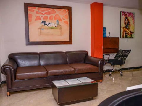 2 Bedroom AC, Hot Tub Lleras