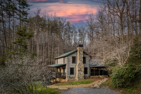 Twisted Creek Hideaway