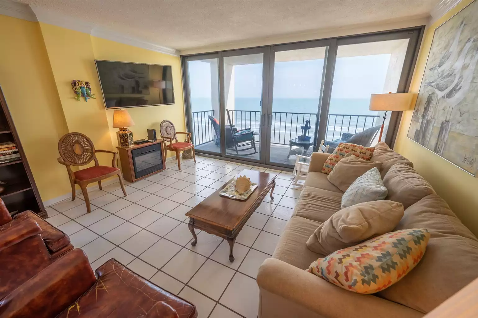 Large Family Room with Direct Oceanfront Views