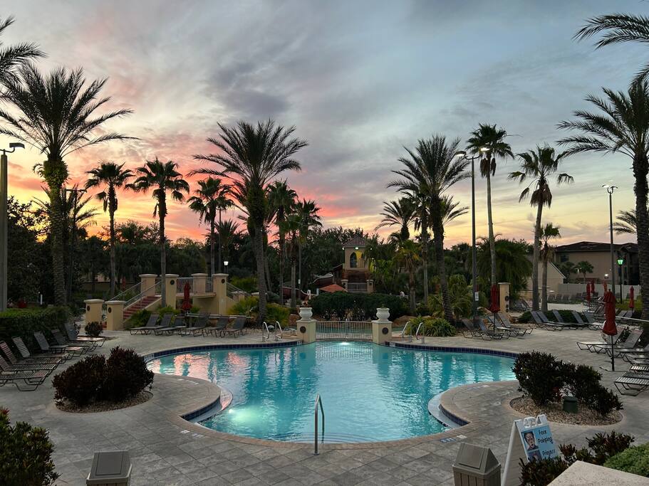 townhouse-at-the-regal-palms-resort-near-disney/
