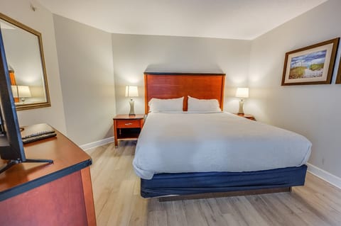Sandy Beach 305 - 1 Bedroom