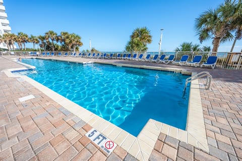 Amazing Oceanside Pools