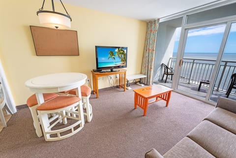 Large Living Area with Views of the Ocean, Beautifully Decorated