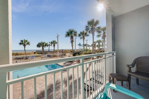 Dunes Village 112 - Oceanfront Studio