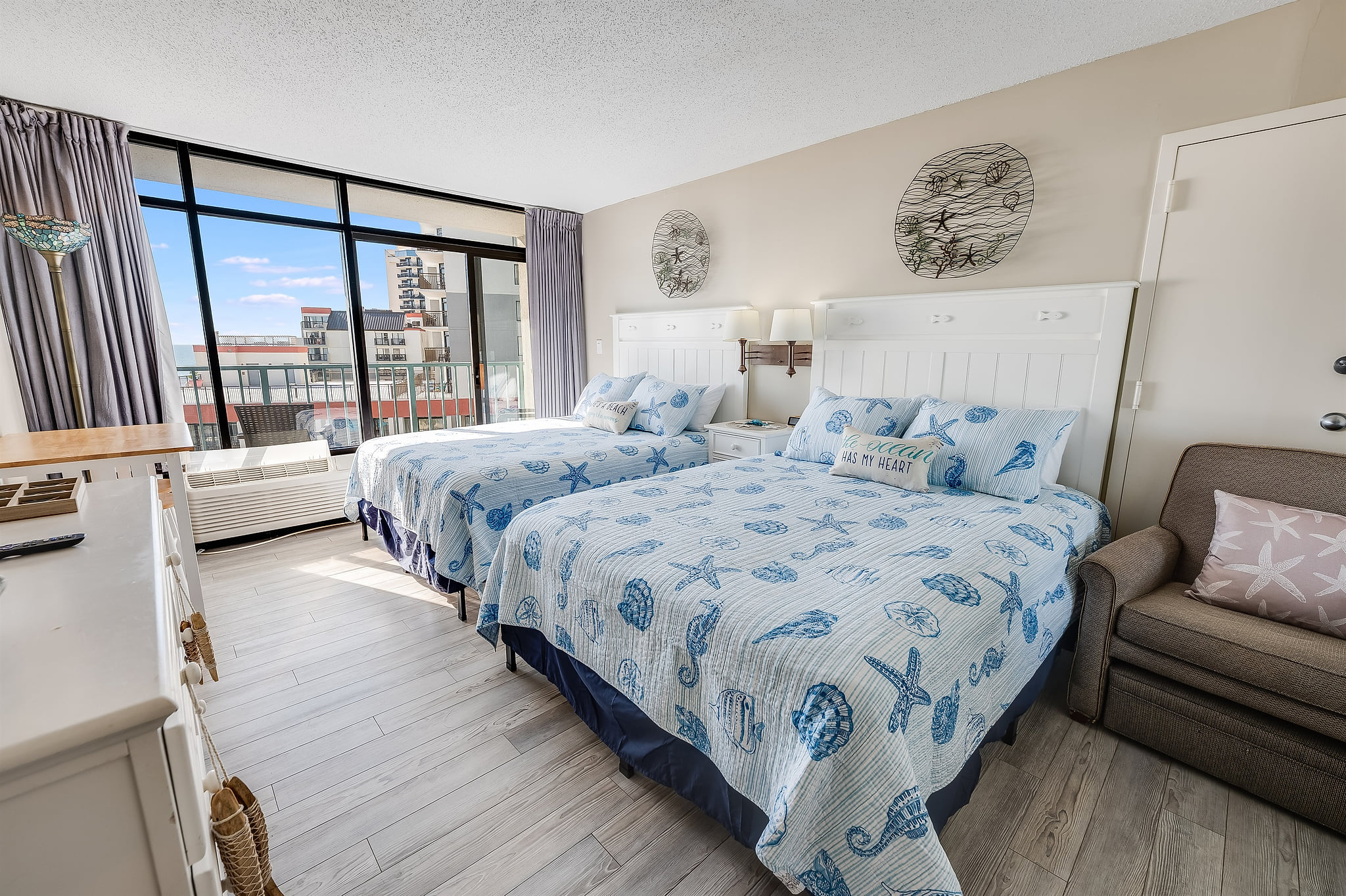 Bedroom with Stunning Views🌊☀️