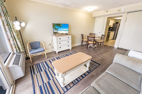 Large Living Area with Views of the Ocean, Beautifully Decorated