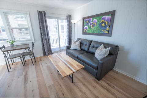 Windsong 107 - 1 Bedroom