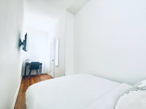 Private Bedroom, Manhattan, 70s, Upper East Side
