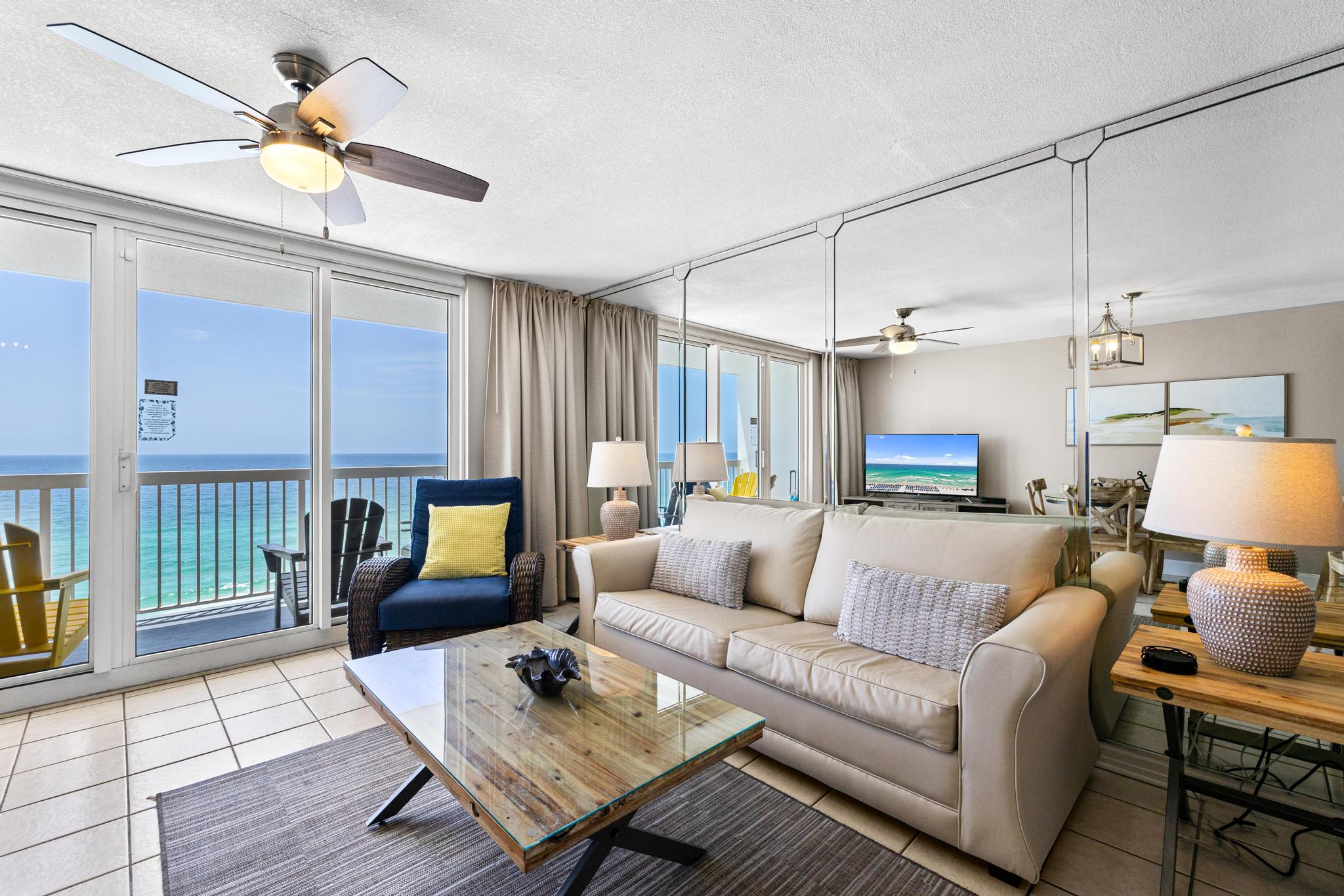 Spacious living room Spacious living room - Pelican Beach 1102 - Destin