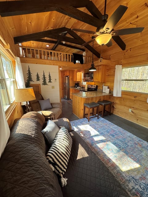 Cabin C at Serenity Ridge