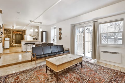 Ideal location in Downtown Montreal