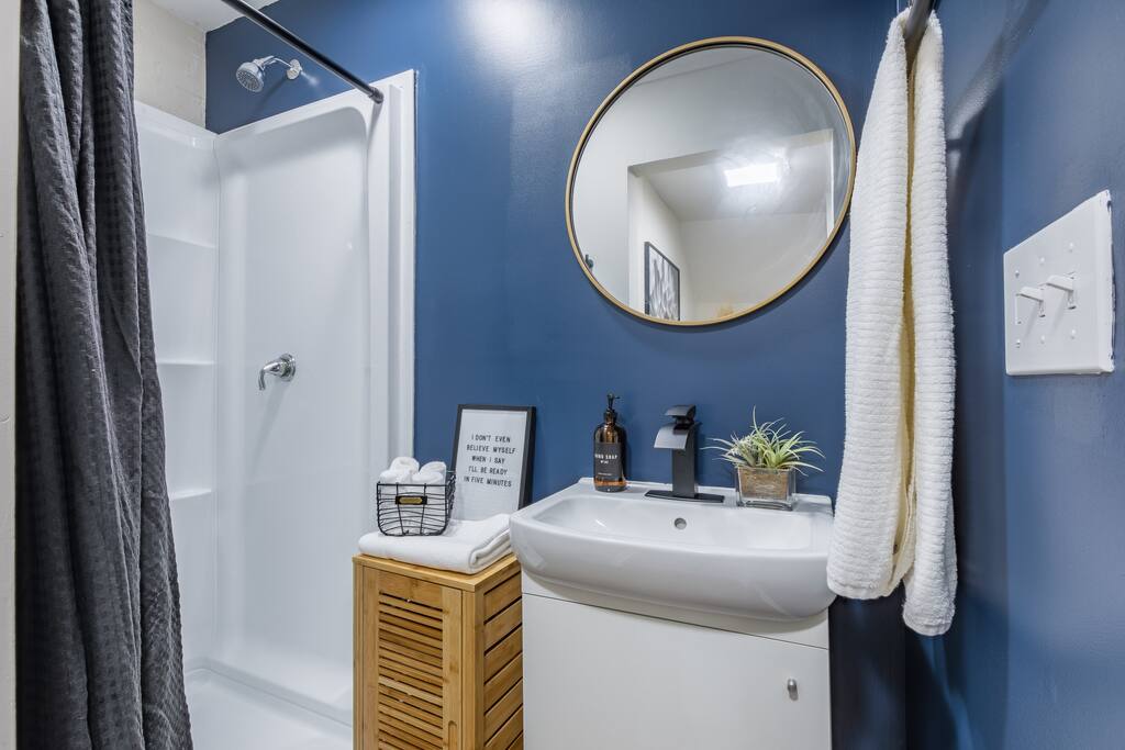 Towels and essential toiletries are provided for you, so you do not have to bring your own.