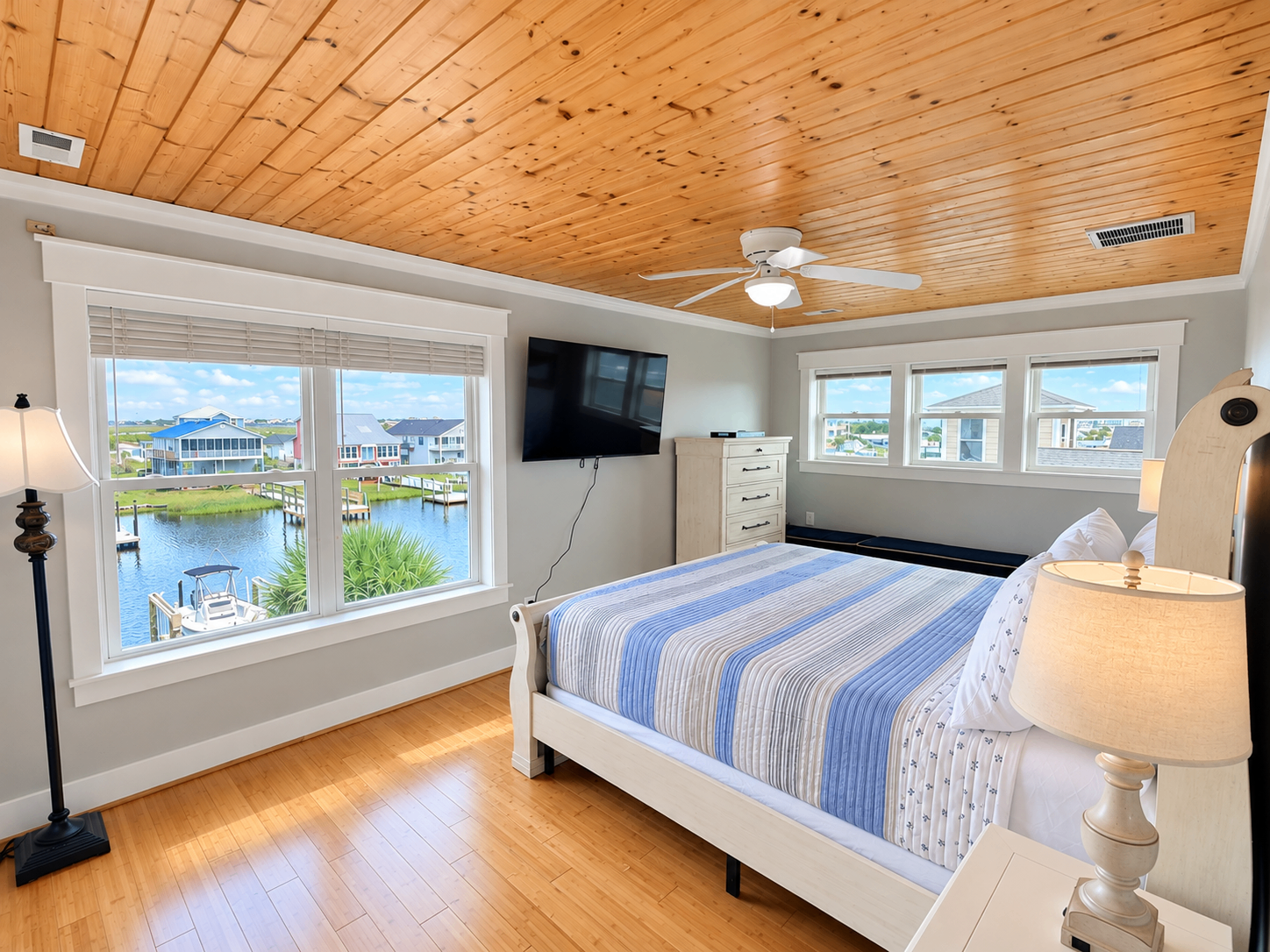 King Bedroom