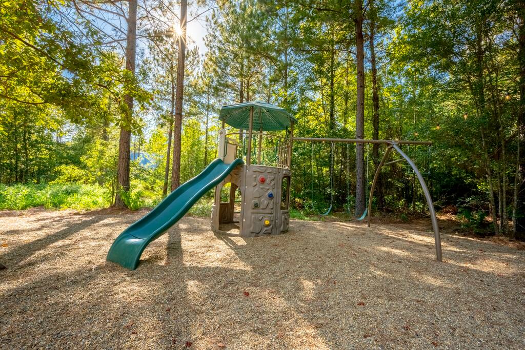 Full playset for the kiddos to play on