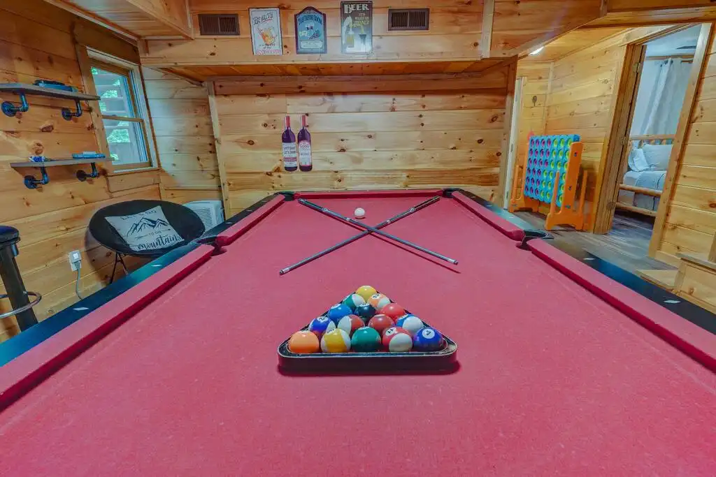 Ellijay Hideaway | HotTub | PoolTable | Coffee Bar - Ellijay