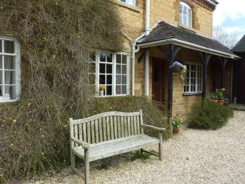 Cotswolds cottage for 4 Ilmington 2 bed/2 bath