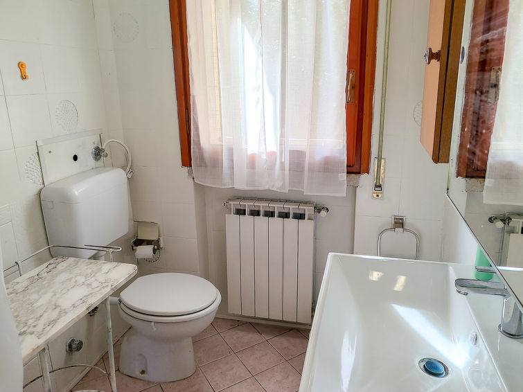 Bathroom / Wellness - Roberto - Province of Novara