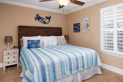 GRAND CARIBBEAN #310: A SERENE BEACH GETAWAY...