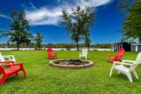 Cooper Shores Lakehouse
