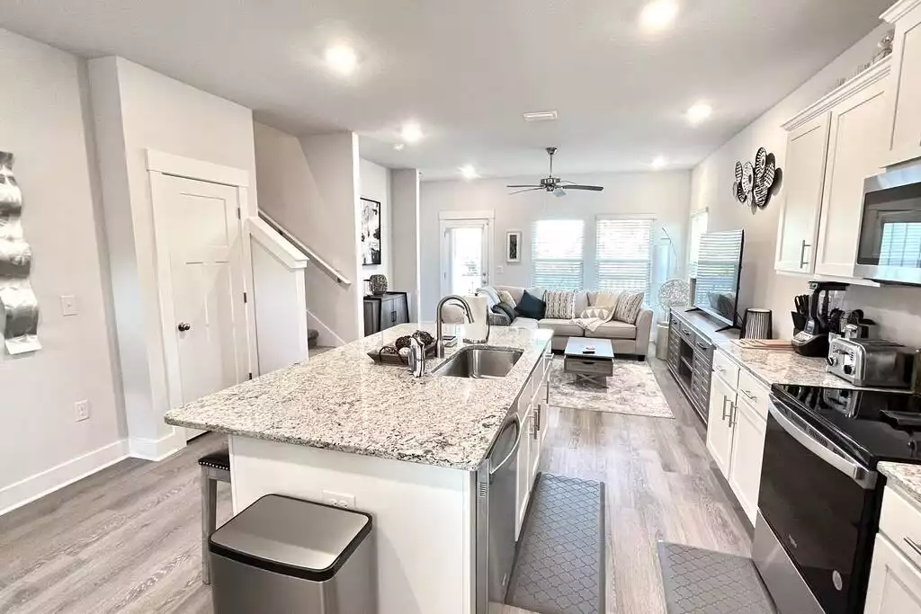 Spacious Kitchen and Living area.... - Perdido Retreat - Modern Luxury near Beaches! - Perdido Key