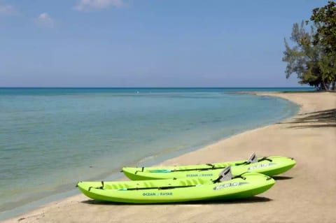Villa Tranquillity - Beach front
