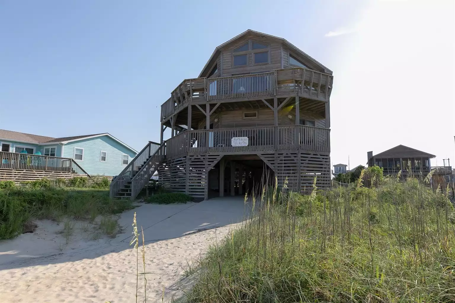 Ye Scurvy Sea Dog located in Nags Head - older siding photo to help previous guests identify the home. New siding is blue! Ye Scurvy Sea Dog located in Nags Head - older siding photo to help previous guests identify the home. New siding is blue! - Ye Scurvy Sea Dog - Nags Head