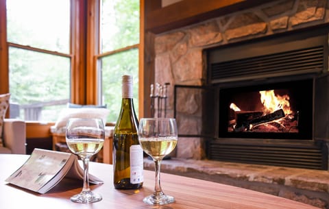 Chic Log Chalet Tremblant